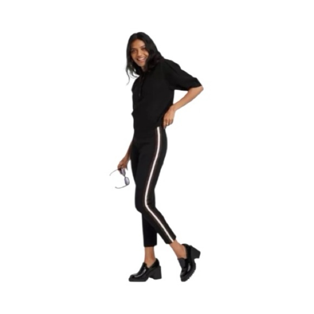 a new day Black Cropped Pants with White & brown Side Stripe-size 6